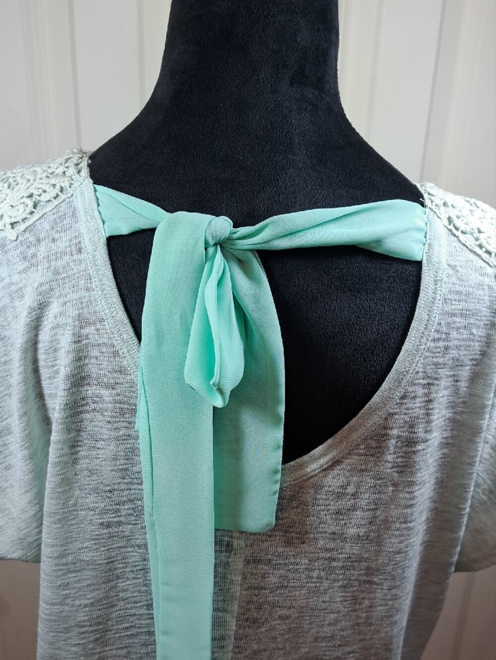 Maurices Light Mint Green Short Sleeve Top with Lace Yoke - Picture 5 of 7